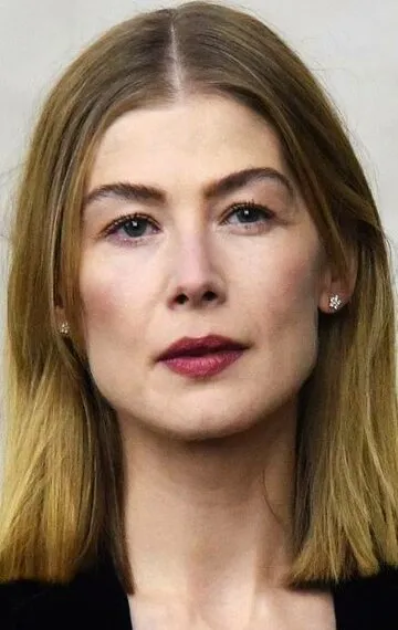 Фотография актёра Розамунд Пайк